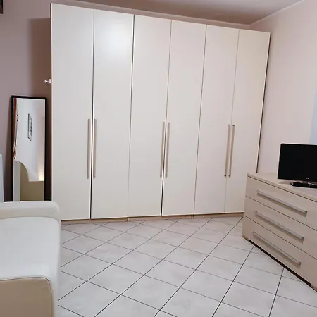 Apartment Gold Calcara